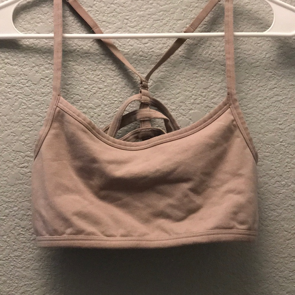 nude vs pink sports bra